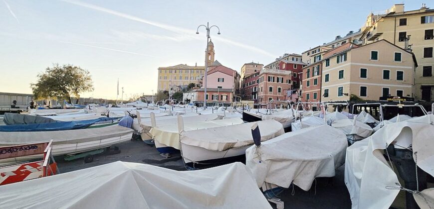 Nervi – adiacenze Porticciolo